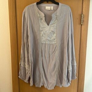 Chico’s Women’s Sequins Split Neck Peasant Tunic Top Gray Size XL 16 (3)